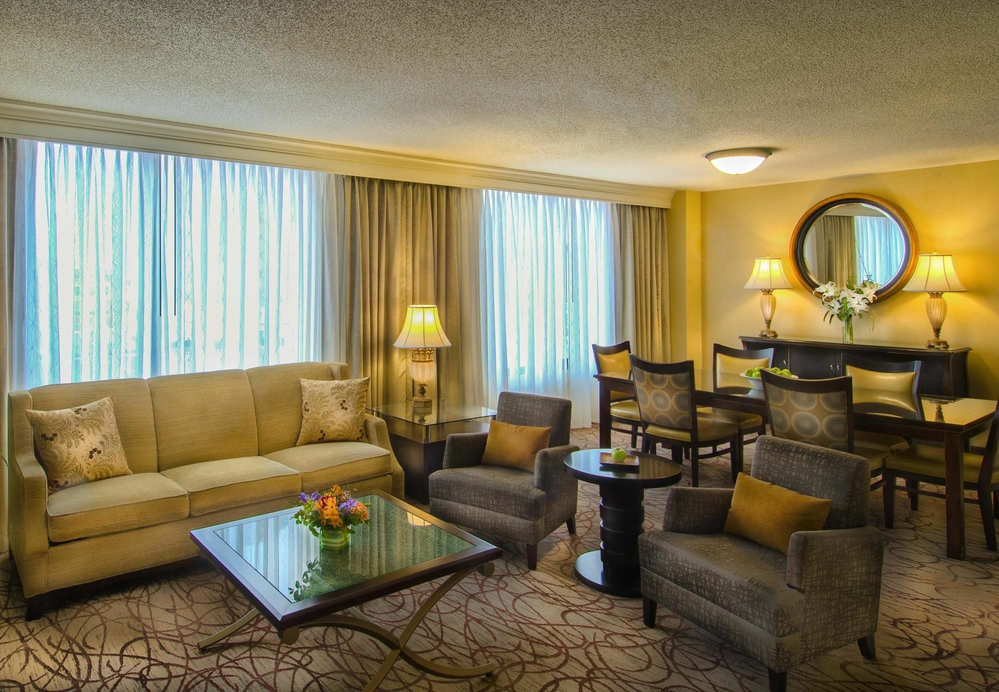 Hotel Winston-Salem Marriott Exterior foto